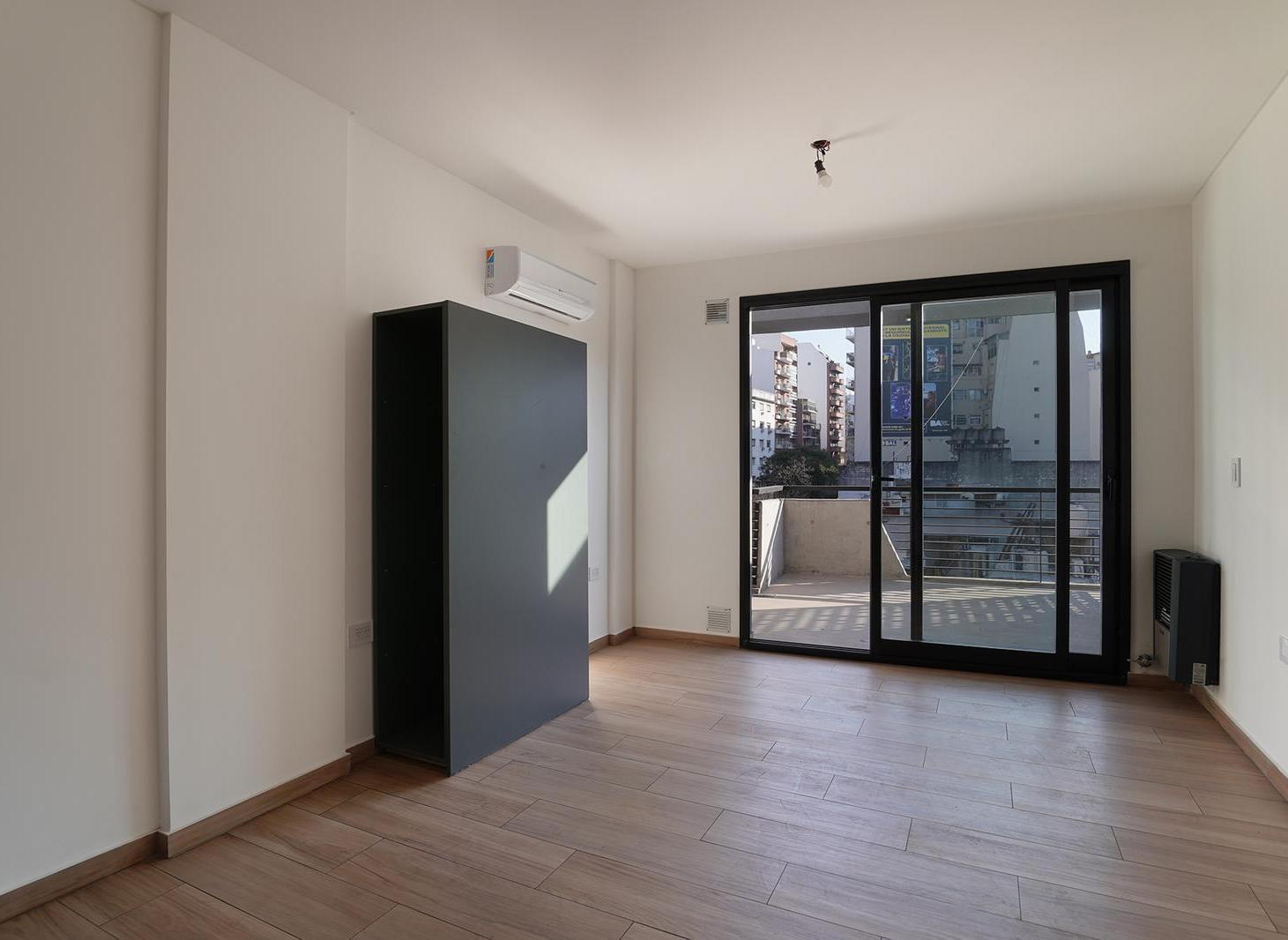 Venta 1 ambiente con amplio balcón a estrenar Caballito