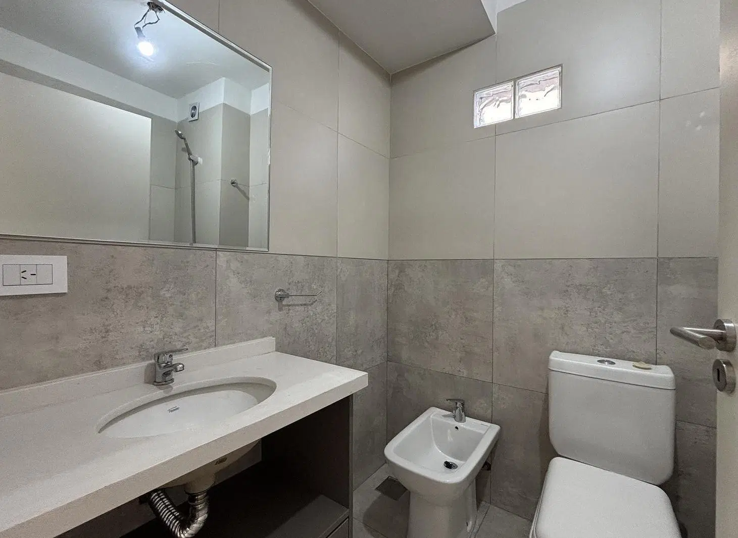 Venta 2 ambientes con amplio balcón a estrenar Caballito 5
