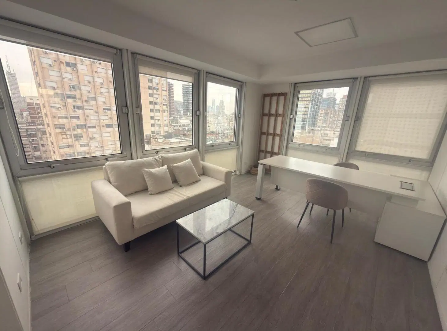 Venta Departamento en 2 Ambientes en Retiro 3