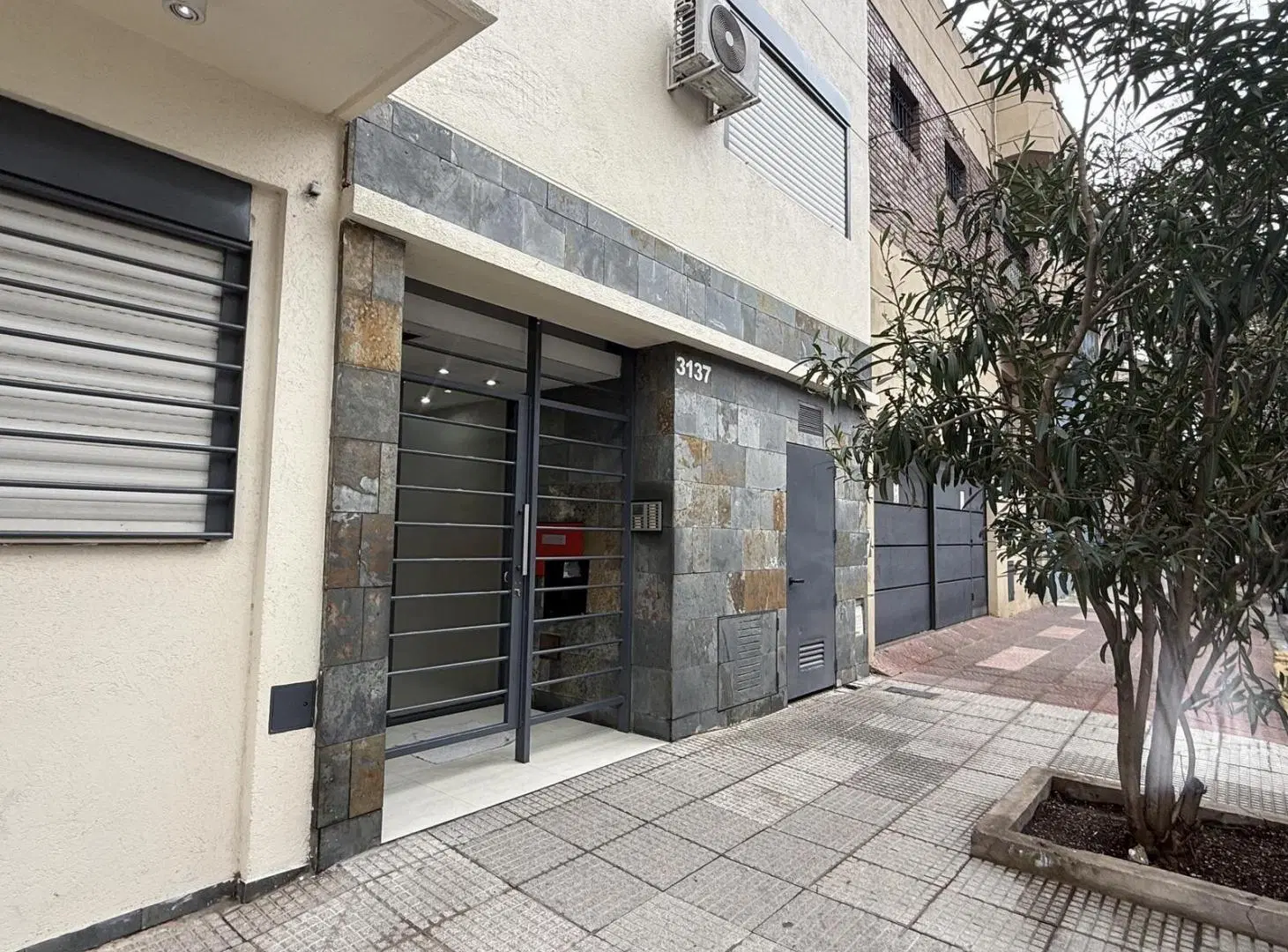 Departamento monoambiente con balcón en Parque Patricios 4