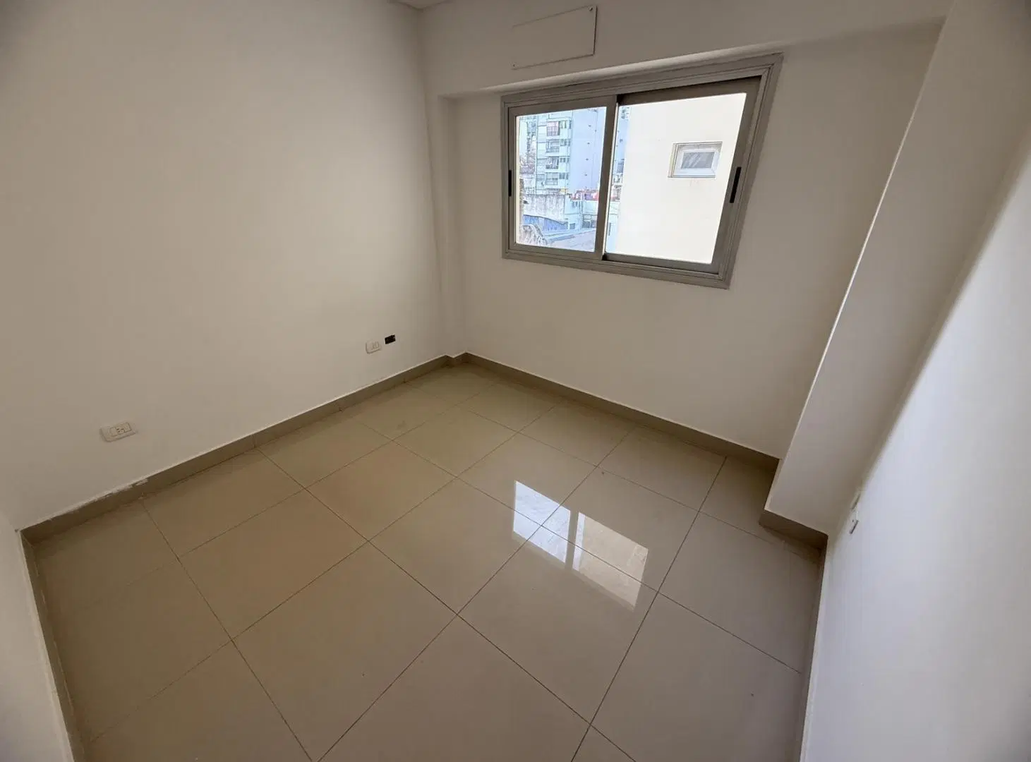 Alquiler 2 ambientes con Balcón, Piscina, Solarium, y Gimnasio 8