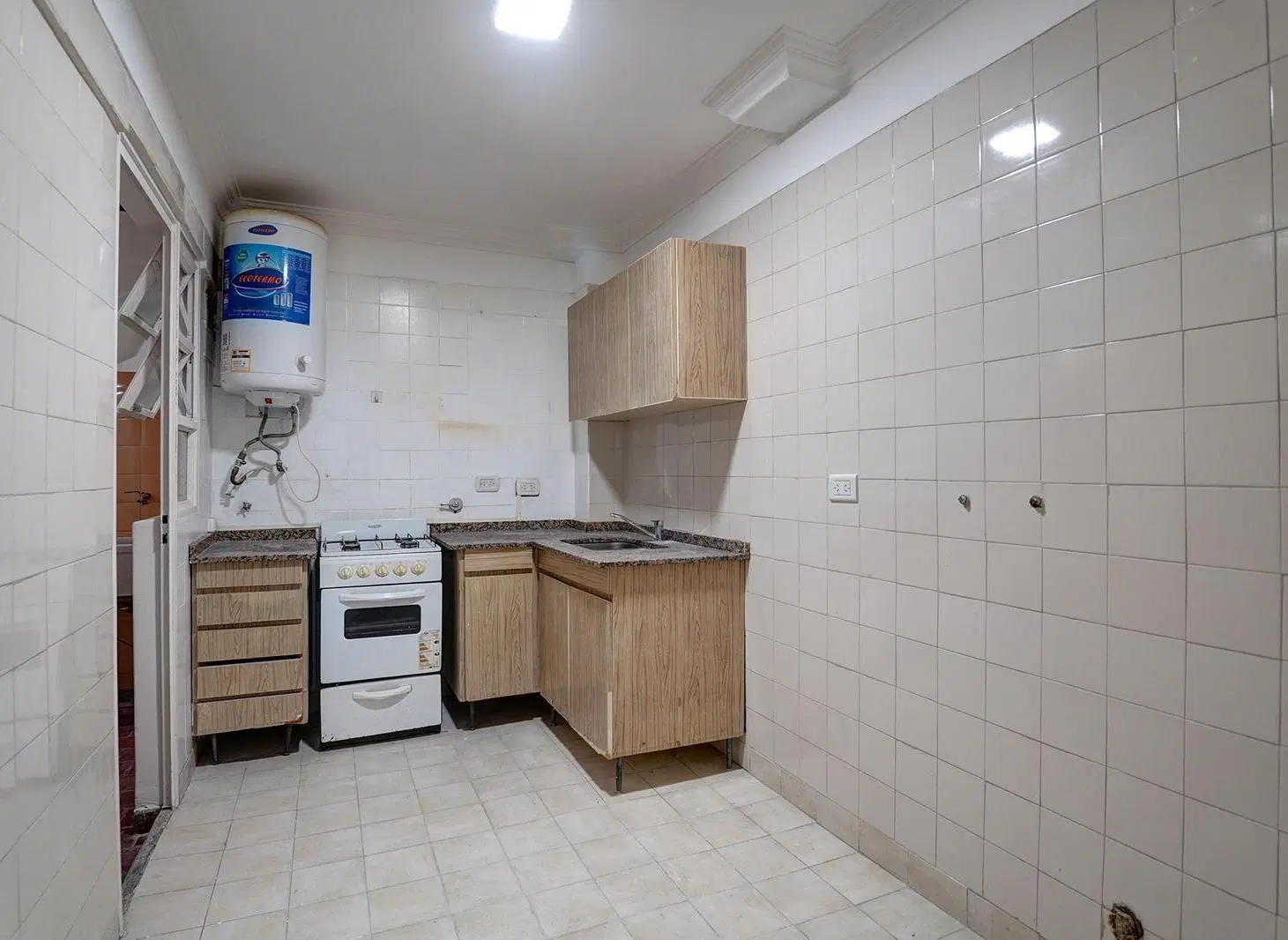 ALQUILER 3 AMBIENTES CON PATIO PROPIO - FRANKLIN AL 1900 - CABALLITO 2