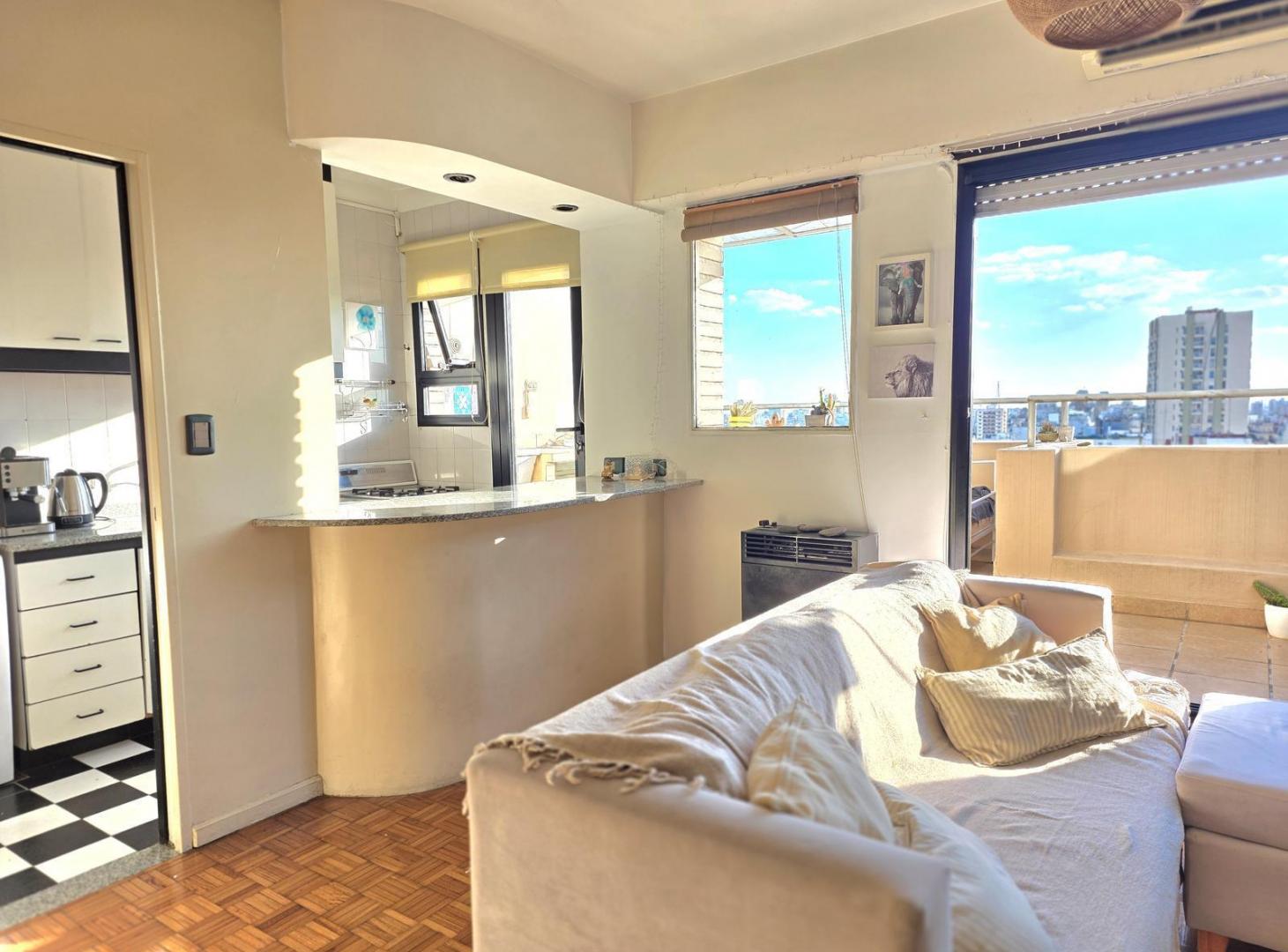Foto de VENTA DEPTO 2 AMB + ESCRITORIO PISO ALTO PURO SOL, imagen 3