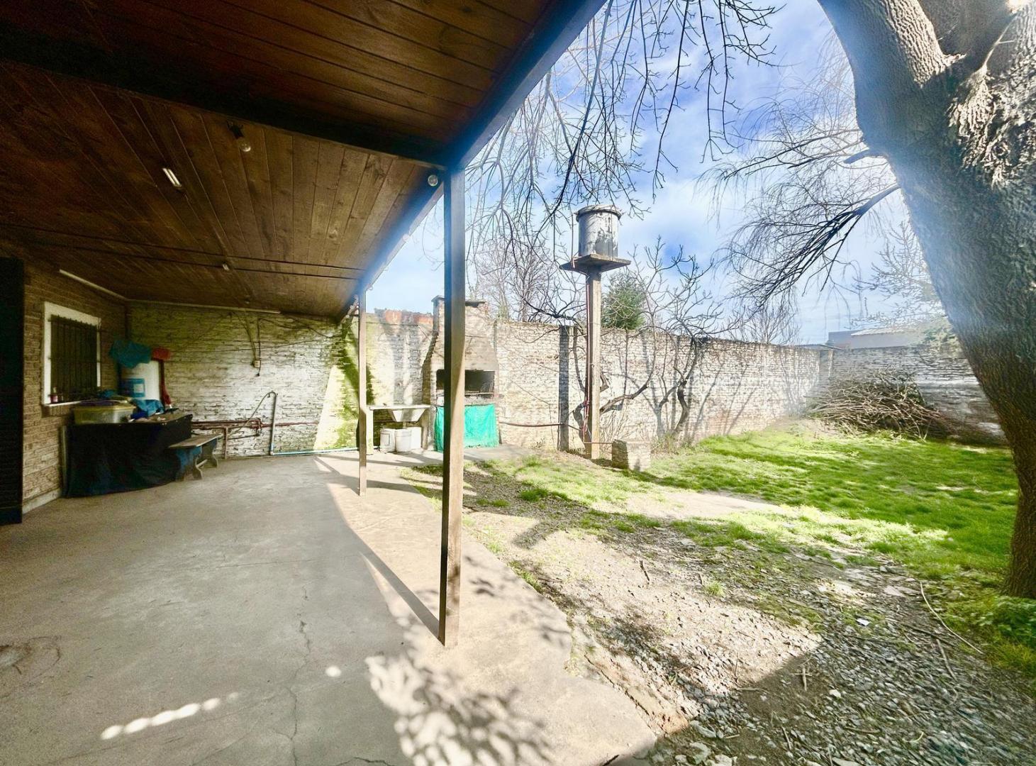 Foto de Casa 3 ambientes venta Pilar jardin parrilla galeria, imagen 2
