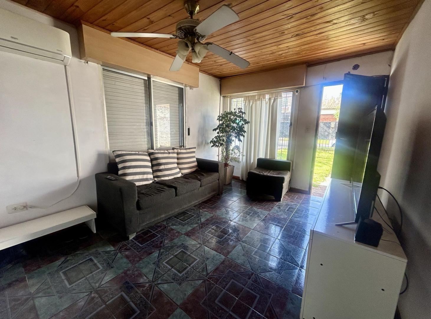Foto de Casa 3 ambientes venta Pilar jardin parrilla galeria, imagen 3