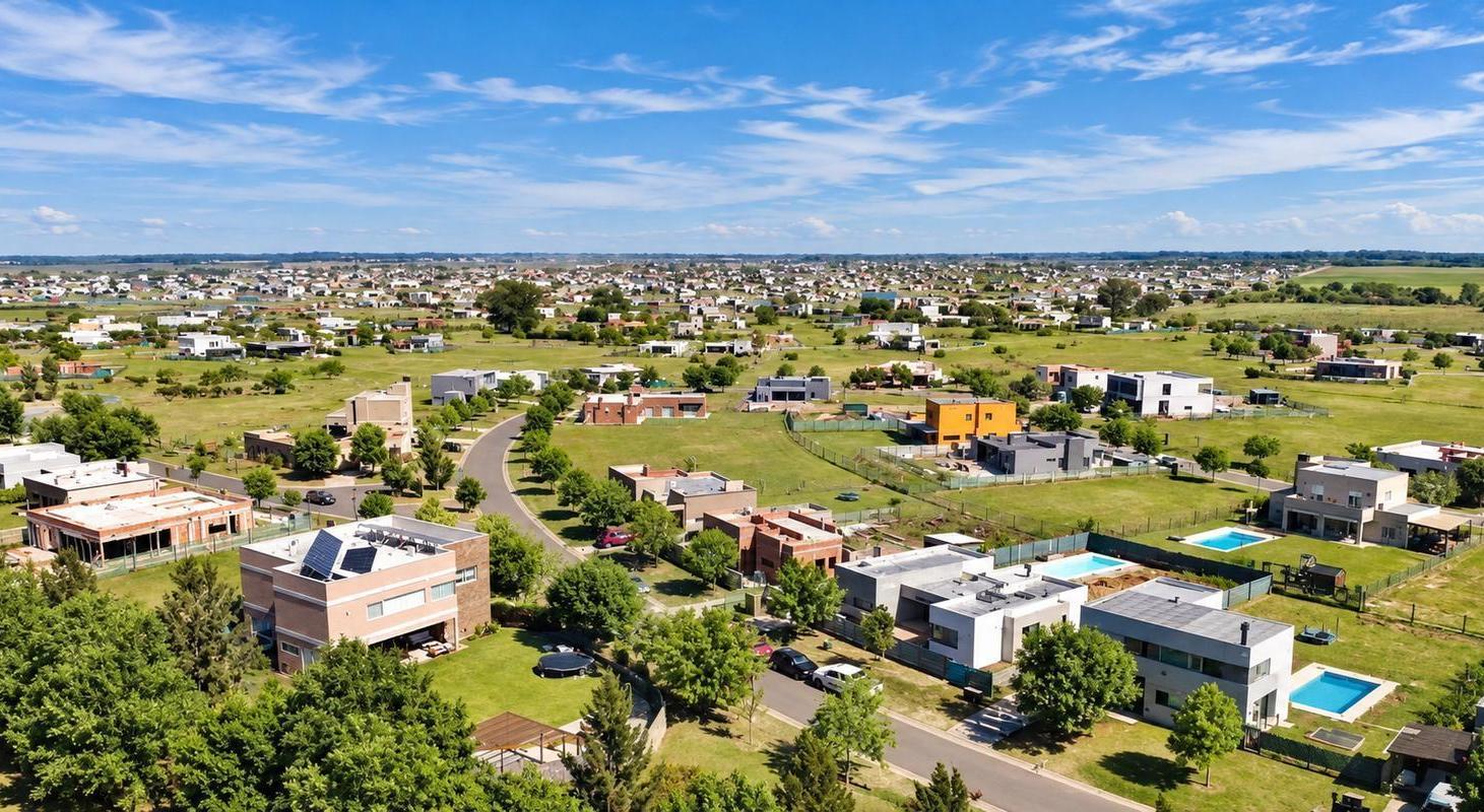 Foto de TERRENO EN VENTA EN SAN SEBASTIAN CON VISTA DIRECTA A LA LAGUNA, imagen 2
