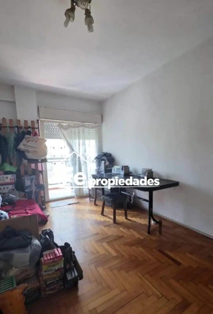 Venta departamento tres ambientes con cochera 5