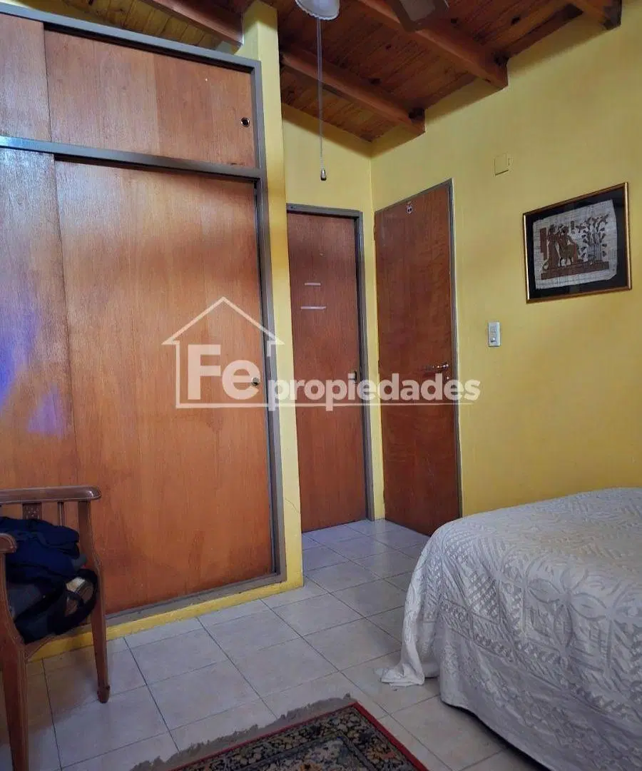 Casa 6 ambientes con jardín en venta en Floresta 4
