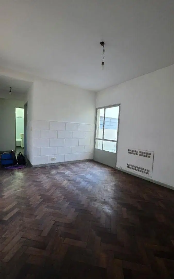 Alquiler departamento dos ambientes en Floresta 3