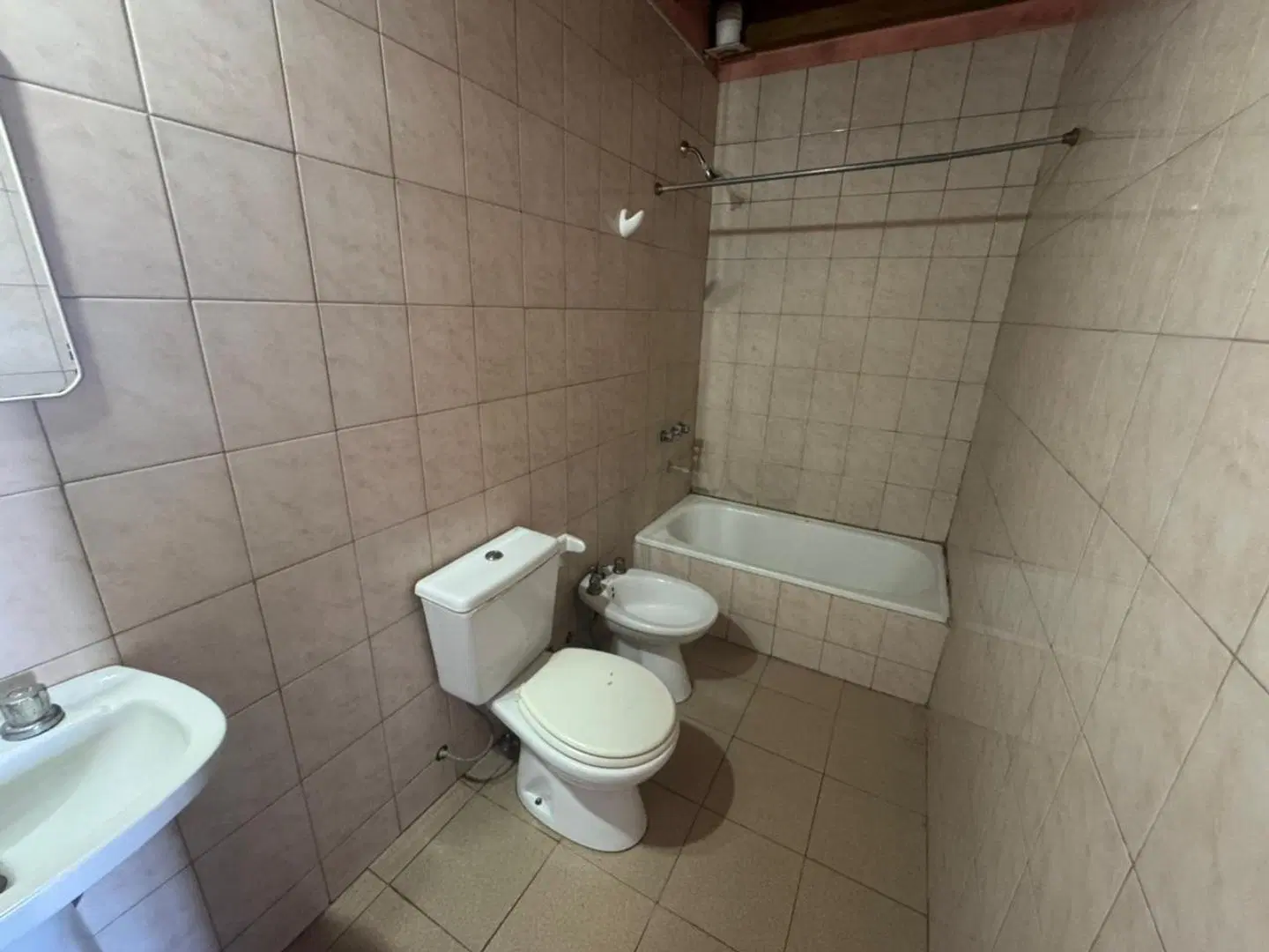 DEPARTAMENTO 2 AMBIENTES PLANTA ALTA 4
