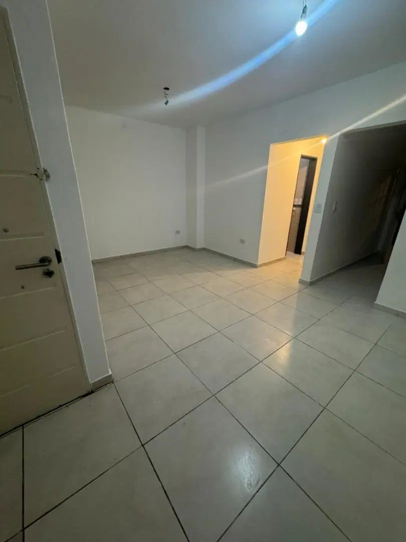EXCELENTE DEPARTAMENTO 2 AMBIENTES 3