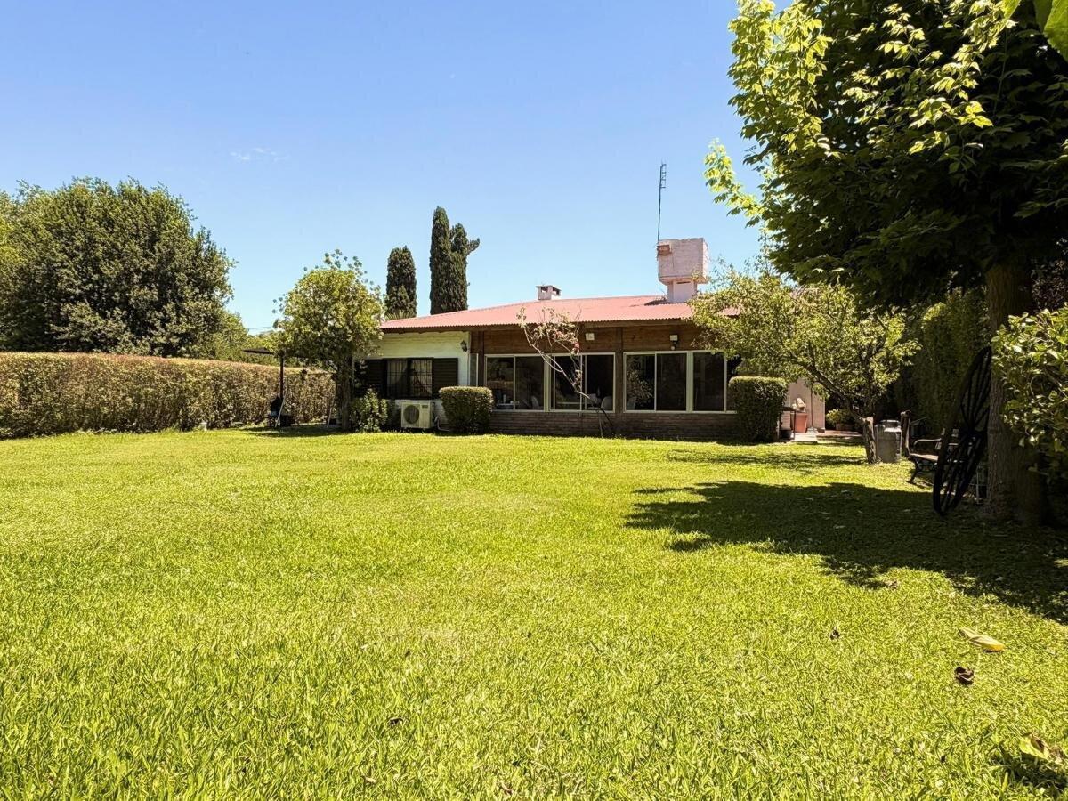 Casa en Venta Parque Exaltación 4 Dormitorios. Piscina Parque 1500 m².