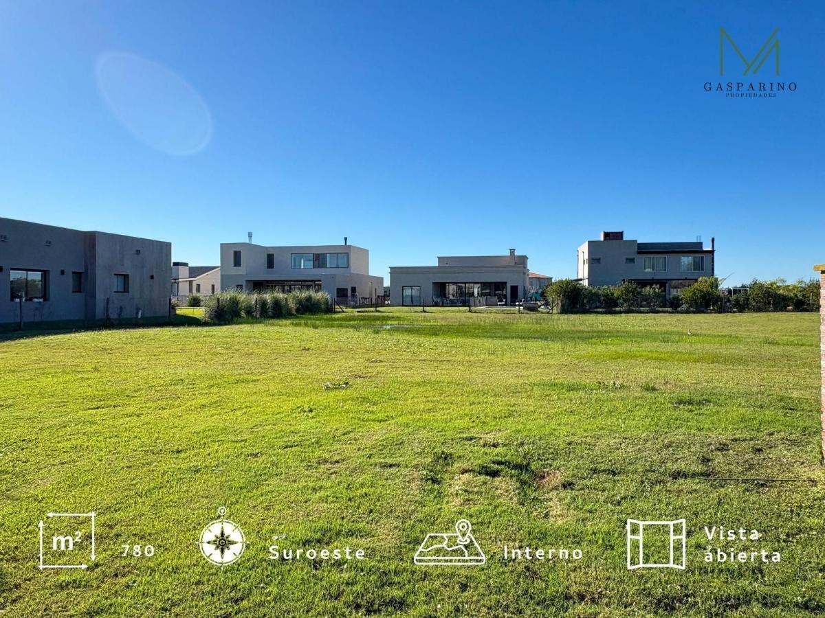 Lote Interno en Venta de 780 m² en El Naudir Aguas Privadas. Escobar