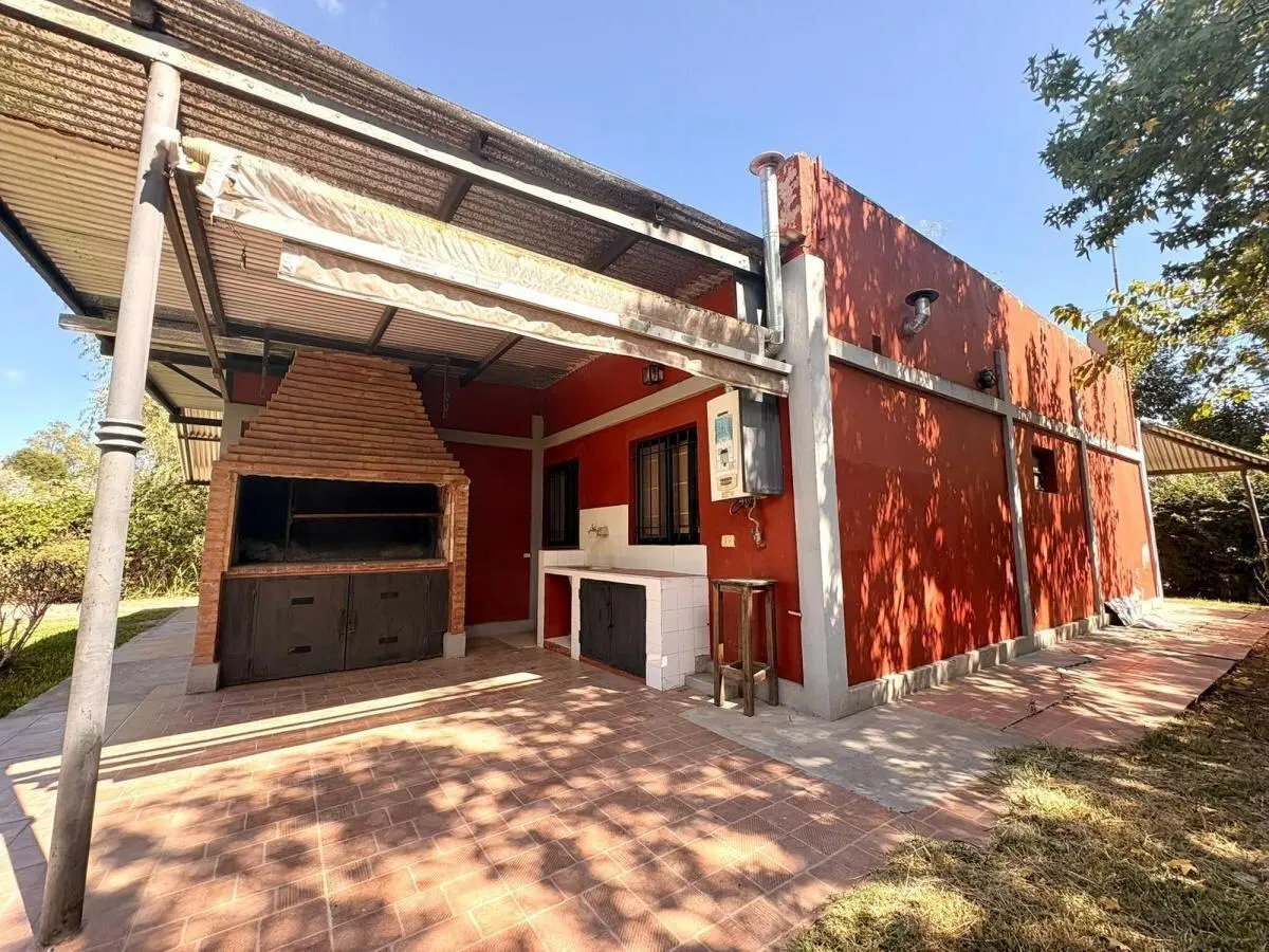 Casa en Venta en Parque Exaltación. 2 Dormitorios. 1000 Mt Parque. Piscina 4