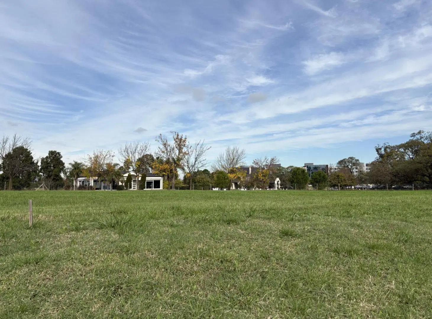 Increible Lote en venta en Pebble Beach - Pilar Golf. 1165m2.  Acepta permuta. 3