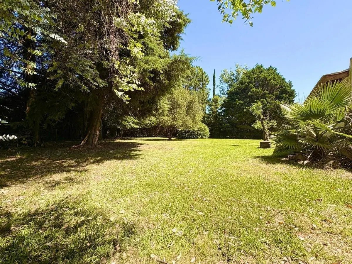 Oportunidad. Casa en Venta El Remanso 1600 m² Gran Parque. 2 ambientes. 3
