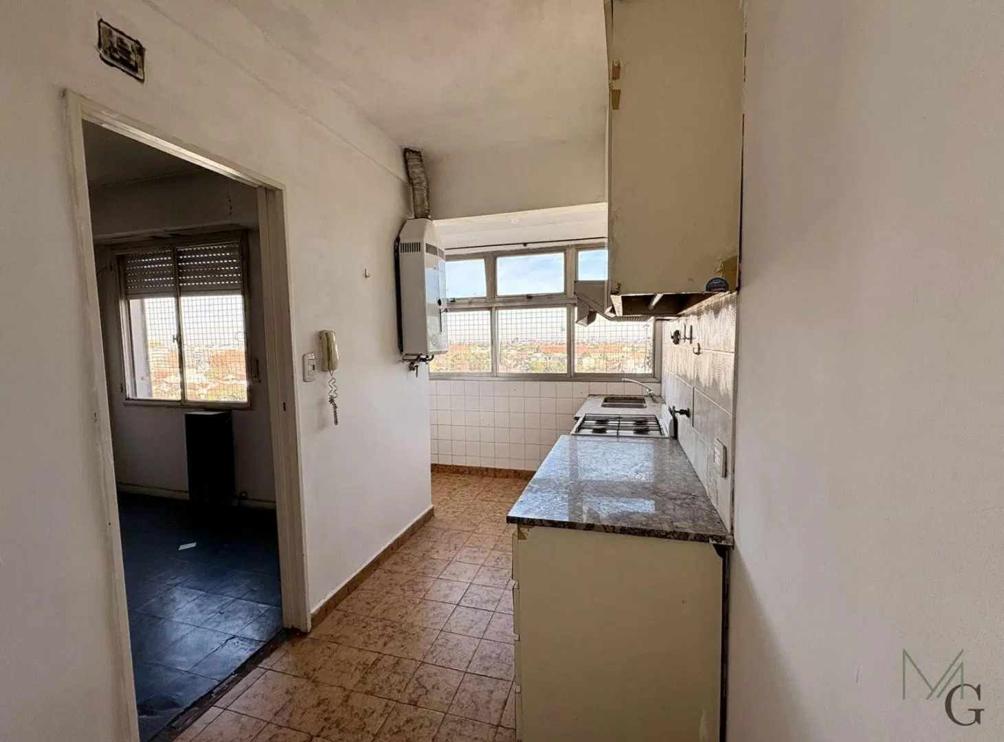 Oportunidad. Departamento 4 ambientes Olivos/Florida. Piso 10. Vista abierta 3