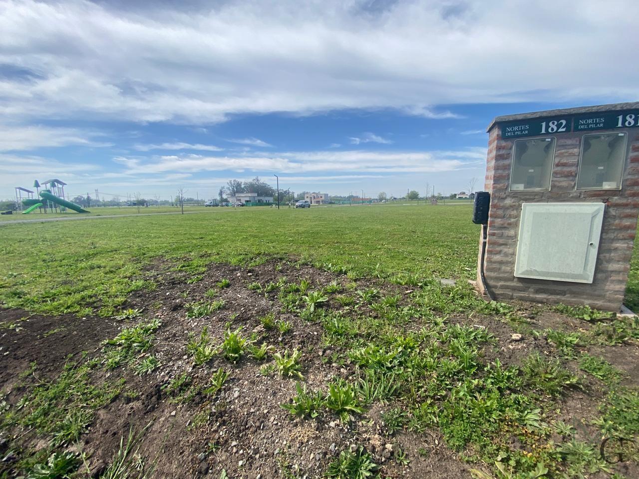 Foto de Lote en esquina de 600mt2 en NORTES del PILAR - Acceso directo Ruta 6, imagen 2