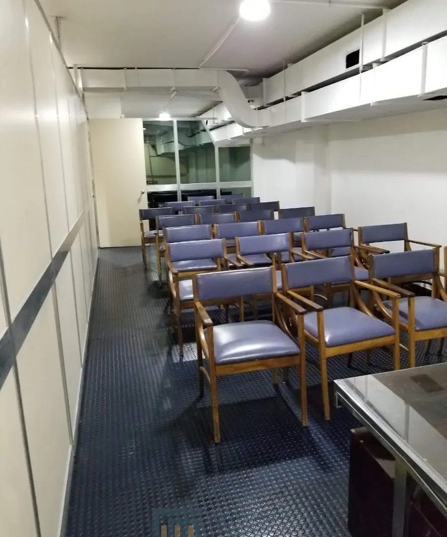 Oficinas o viviendas 115 metros en 1 planta entera divisible en Microcentro Florida cerca de Galeria 3