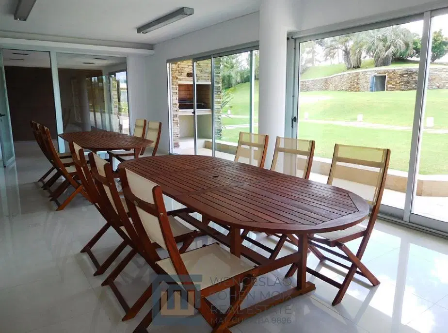 Divino Departamento con parrilla, pileta y playa a metros del complejo en la Brava 5
