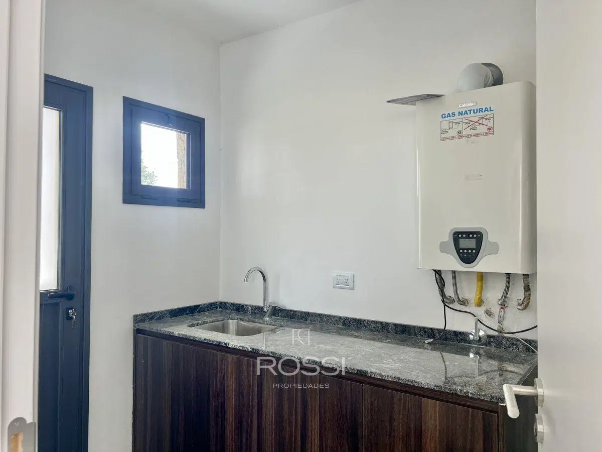 Casa a estrenar en venta en barrio cerrado | Club de Campo La Elina, Luján | 4 amb. | 153 m² cub. 2