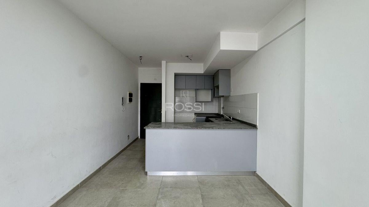 Venta departamento 2 ambientes | Balcon | Terraza privada | 5to Piso | Moreno centro