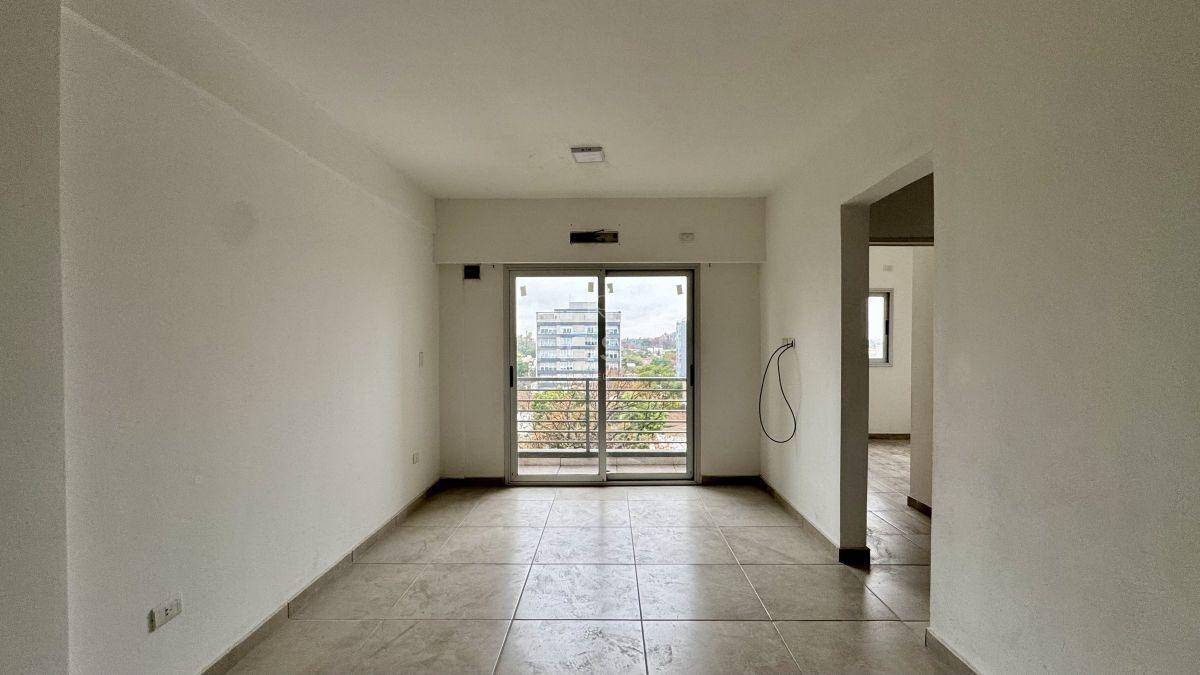 Venta departamento 2 ambientes | Balcon | Terraza privada | 5to Piso | Moreno centro