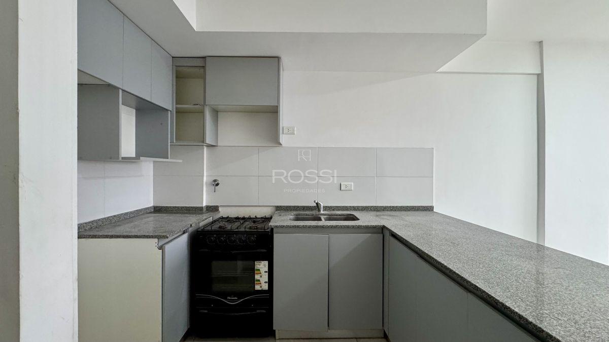 Venta departamento 2 ambientes | Balcon | Terraza privada | 5to Piso | Moreno centro