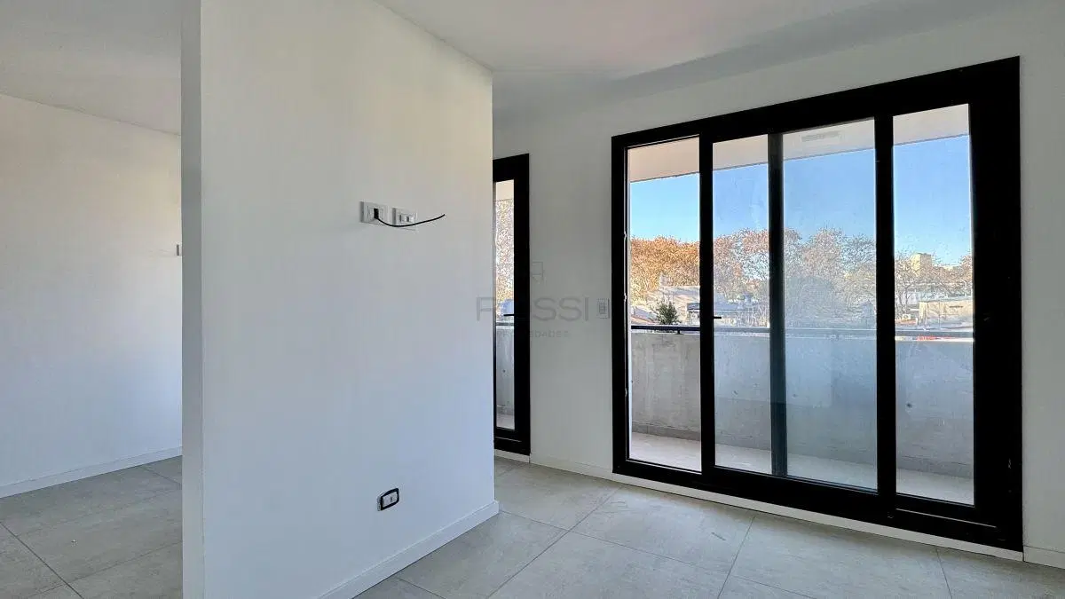 Alquiler Monoambiente a Estrenar 42 m2 | Contrafrente | Balcón | Ascensor | Merlo Centro | SUM 2