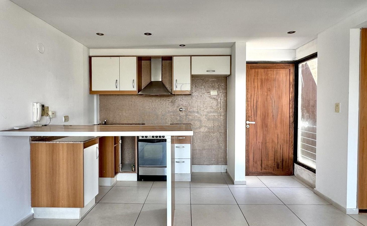 Foto de Departamento 2 ambientes 43 m2 | Apto crédito | Balcón - Castelar Norte, imagen 2