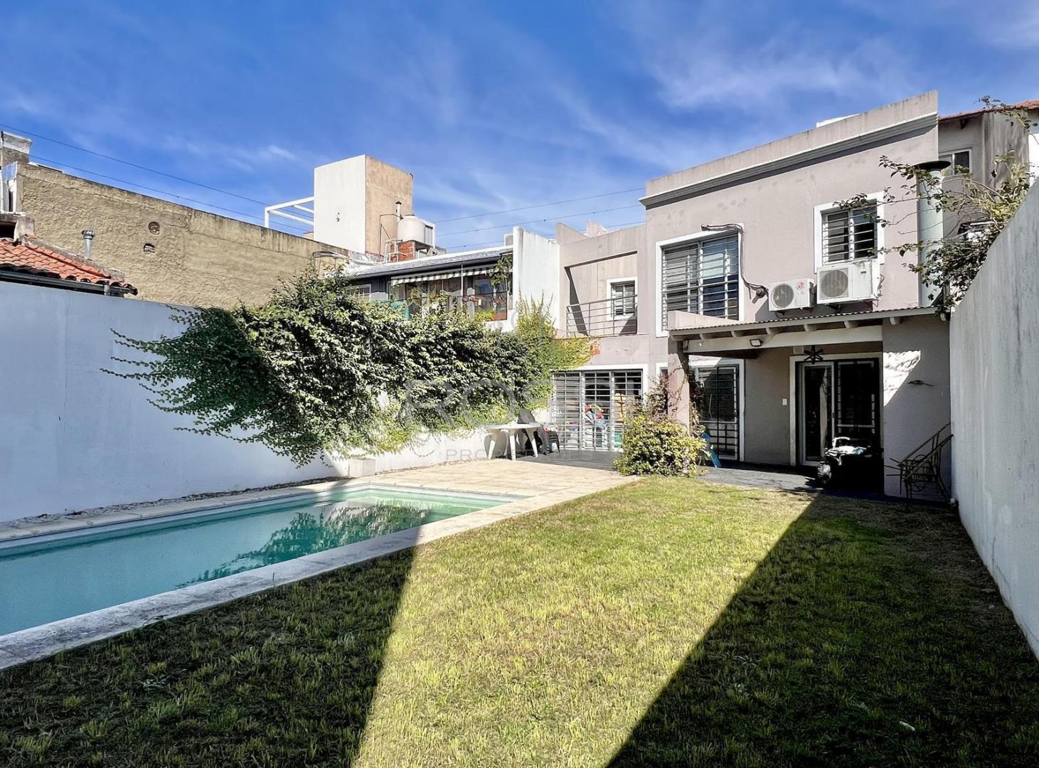 Foto de Casa 4 ambientes, 3 dormitorios, suite y jardín con pileta y parrilla |, imagen 1