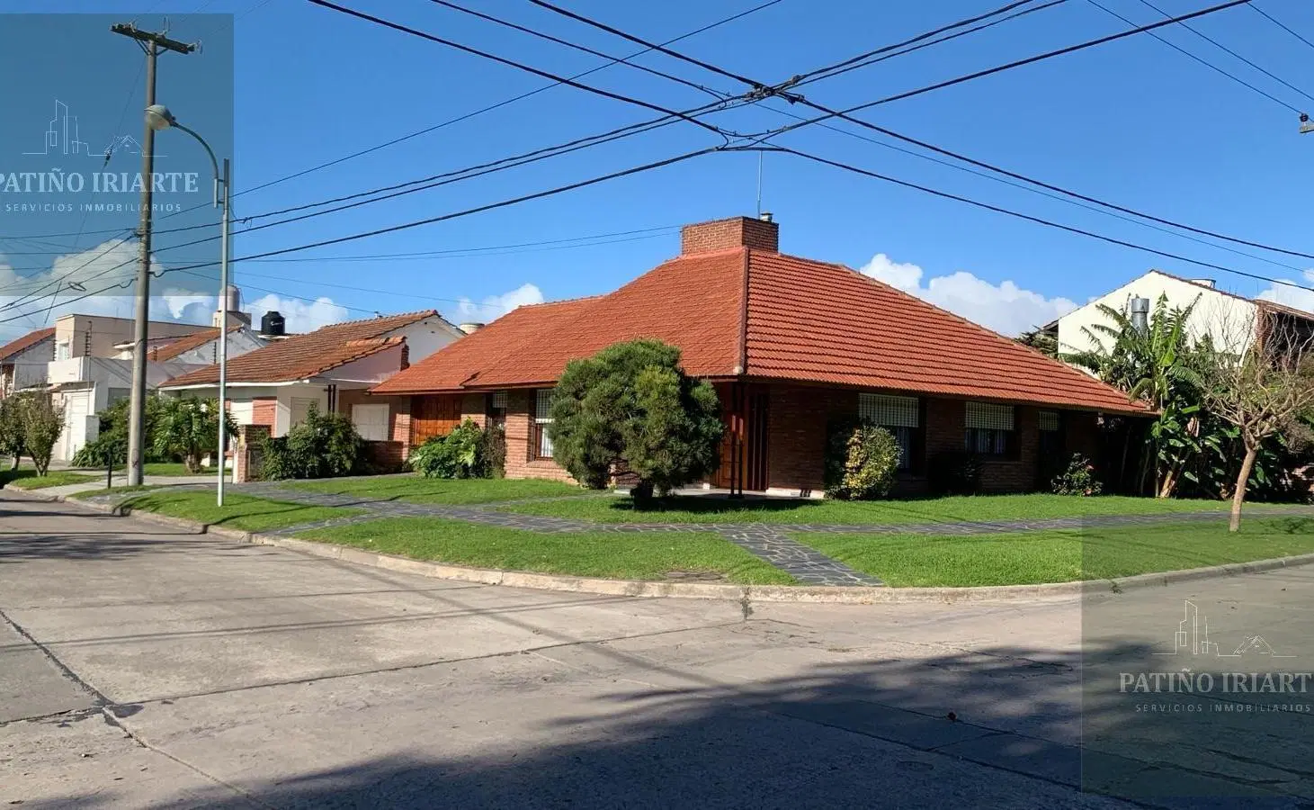 Casa 4 ambientes con parque Villa Primera 2