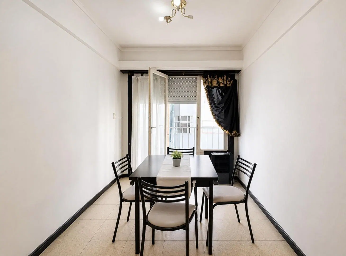 Departamento de 1 1/2 ambiente Plaza Colón 2