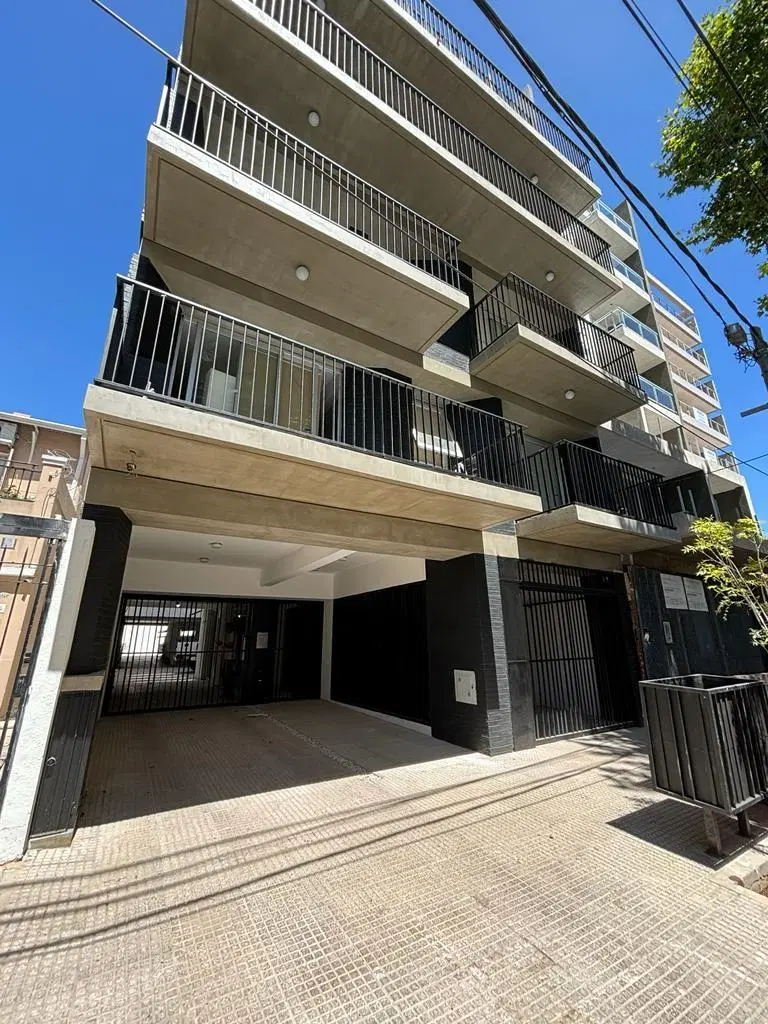 Departamento 2 ambientes. | Mosconi 2832 2