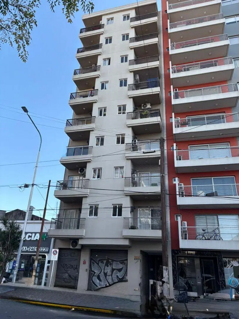 Departamento 2 ambientes. | Av. América 369 3