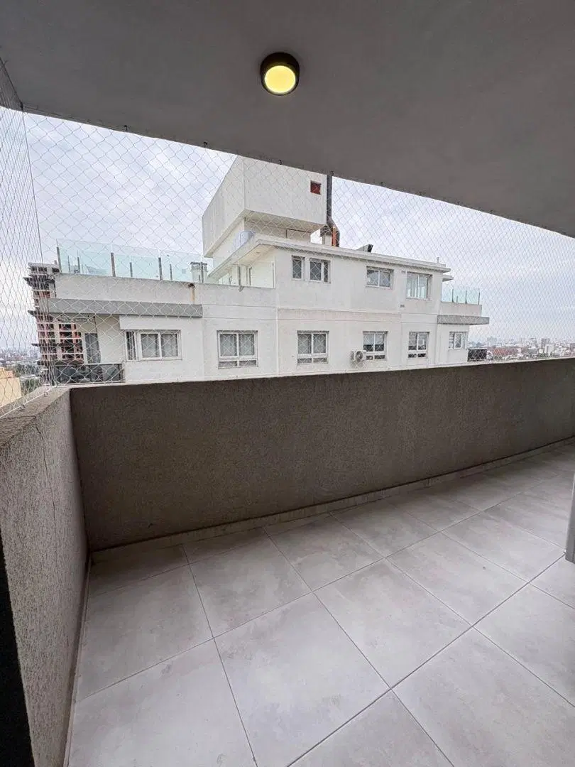 Departamento 2 ambientes. | Av América 347 8