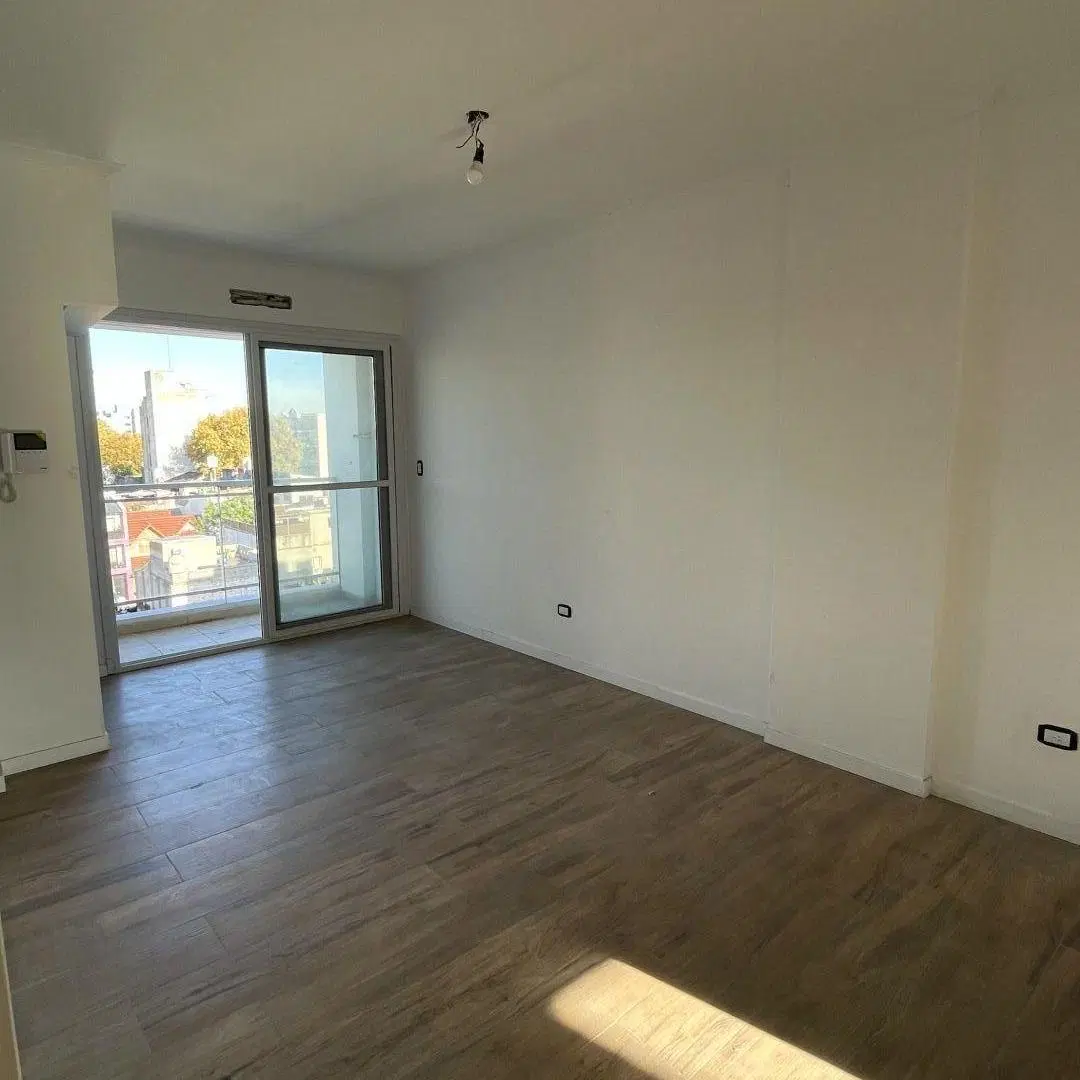 Departamento 2 ambientes. | Ameghino 3066 5