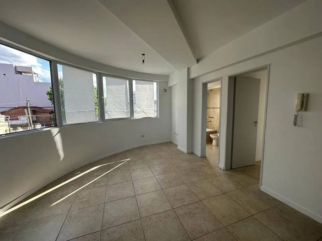 Departamento 2 ambientes. | Moriondo 3009 3