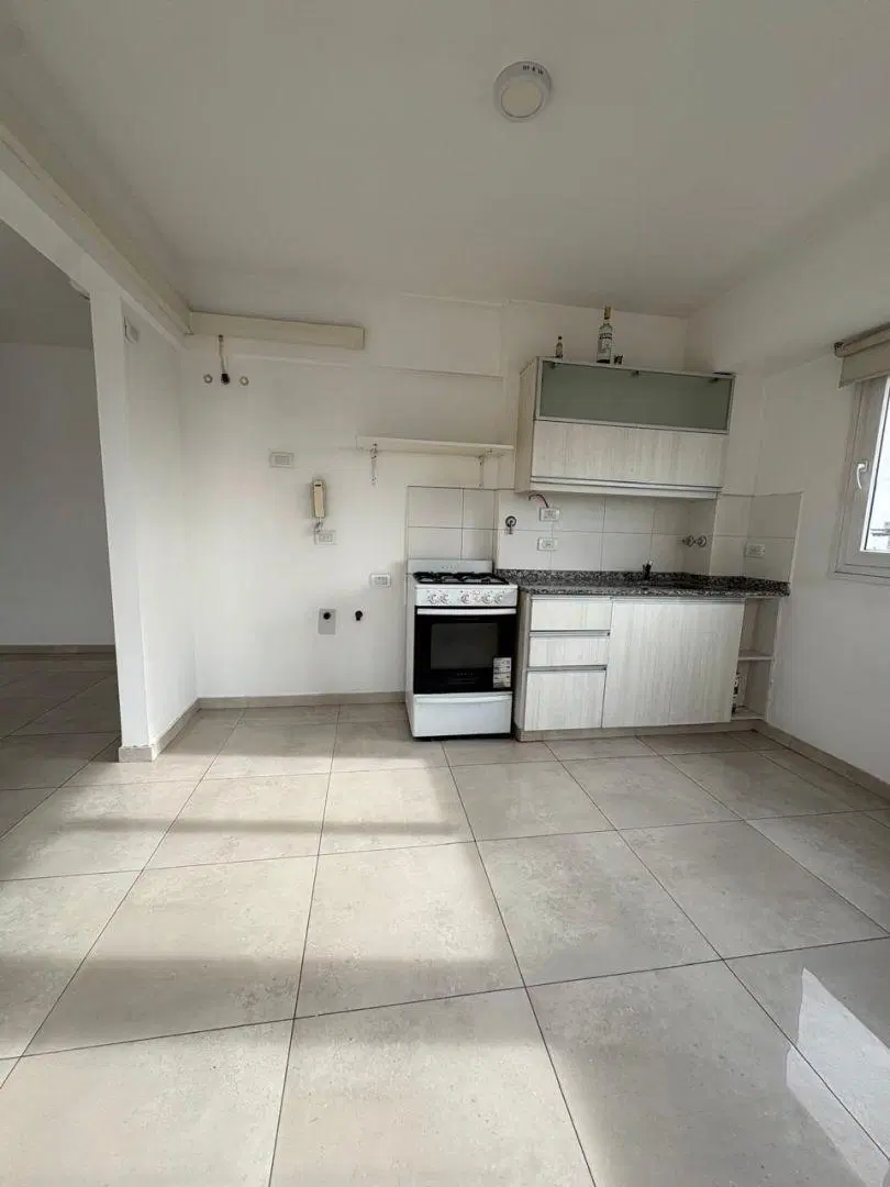 Departamento 2 ambientes. | Estocolmo 2720 2