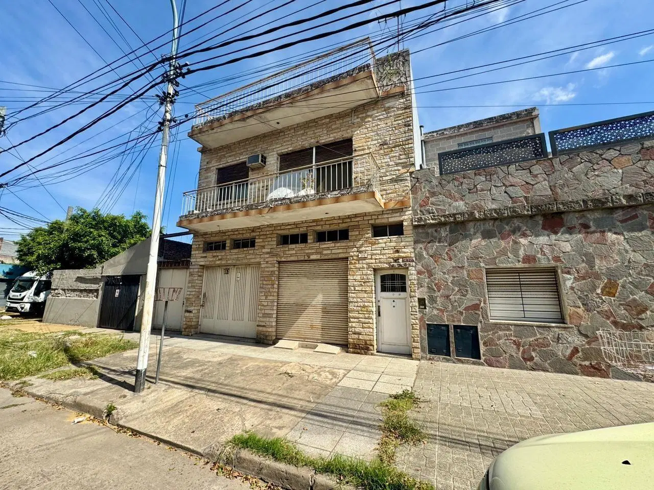 Casa 3 ambientes. | Azcuenaga 3514 2
