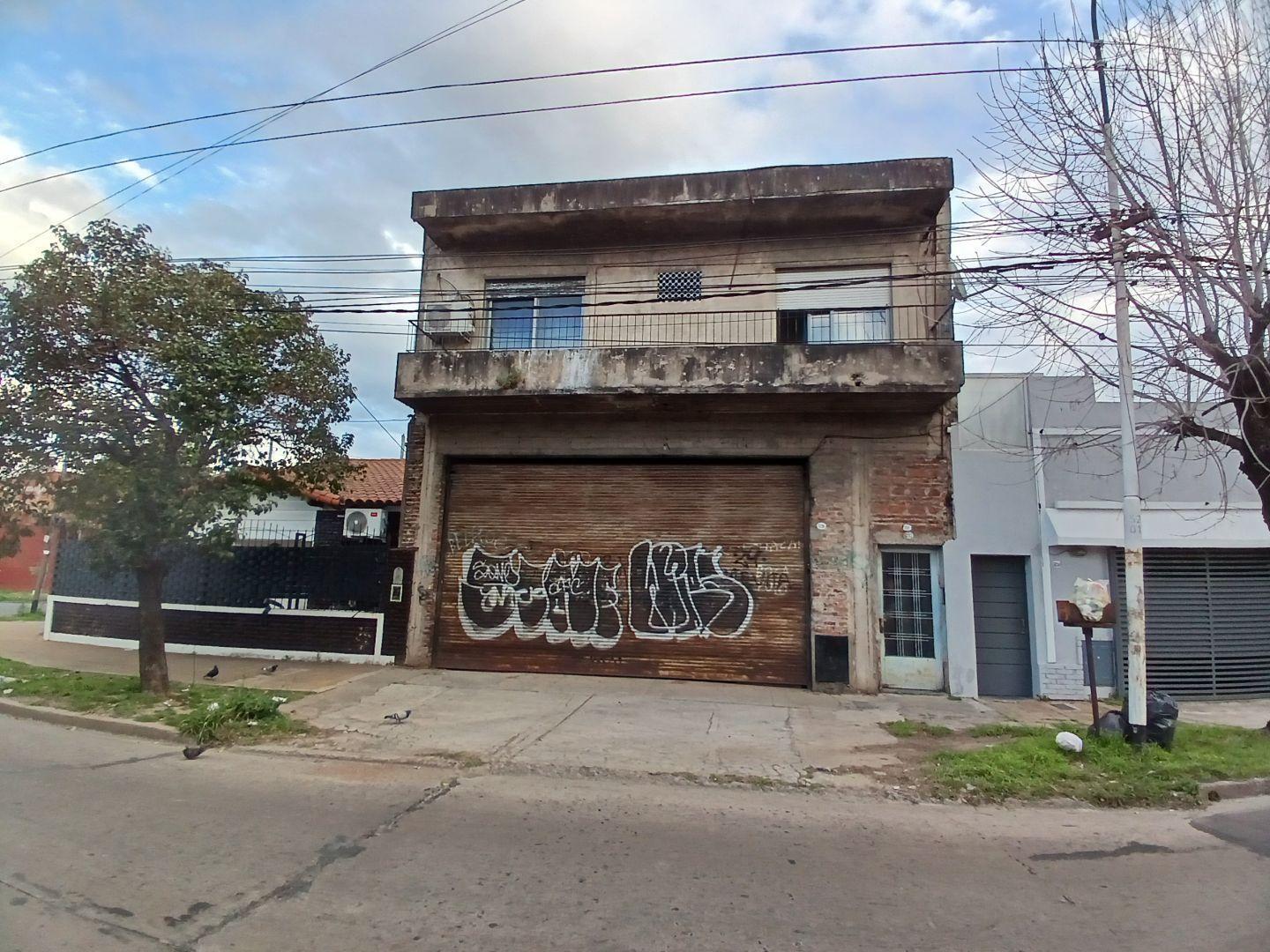 Casa 3 ambientes. | Moreno 5212
