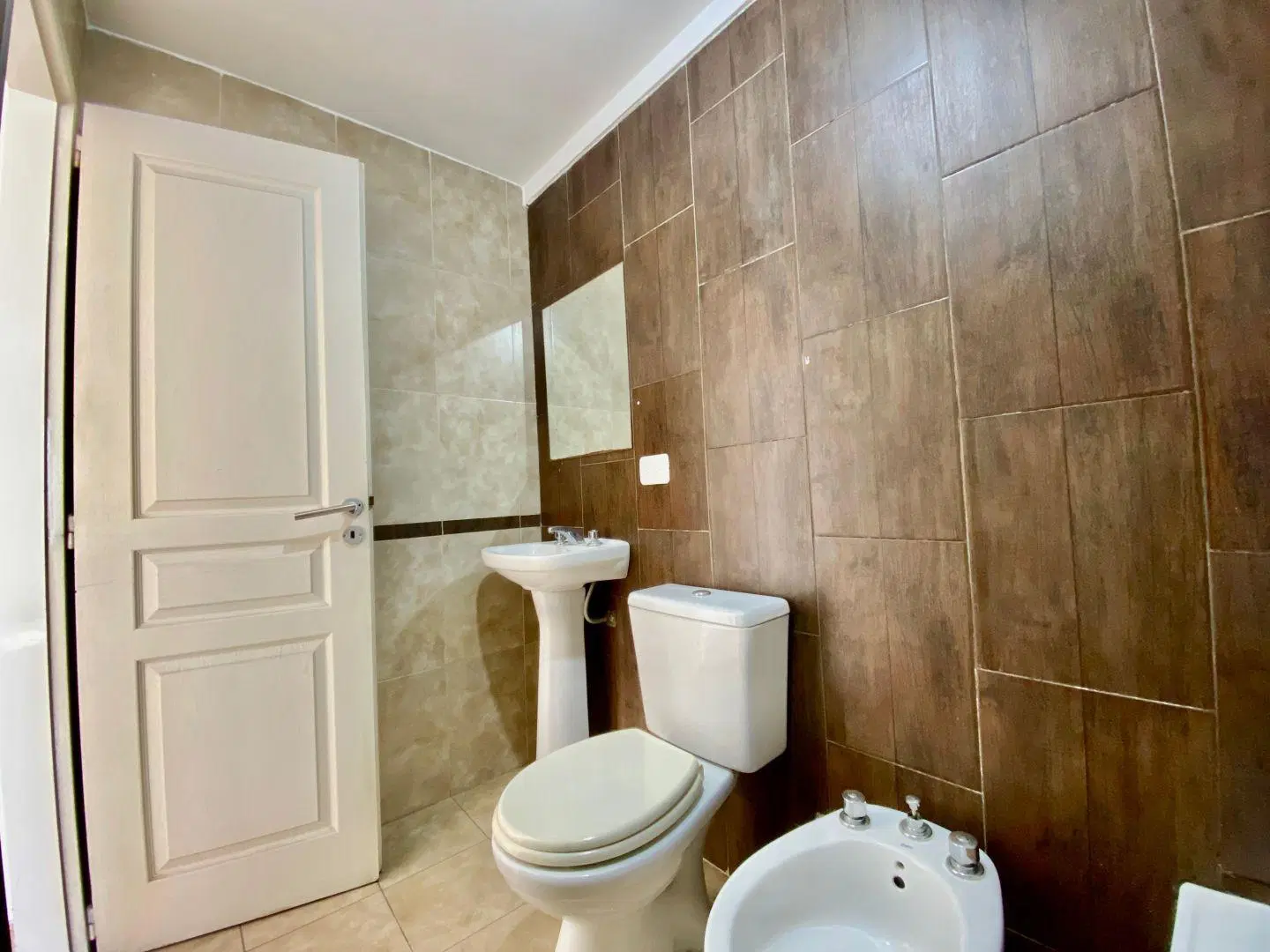 Departamento 2 ambientes. | Magdalena 2550 4