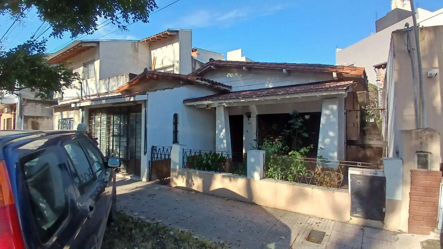 Casa 2 ambientes. | Stephenson 2874 2