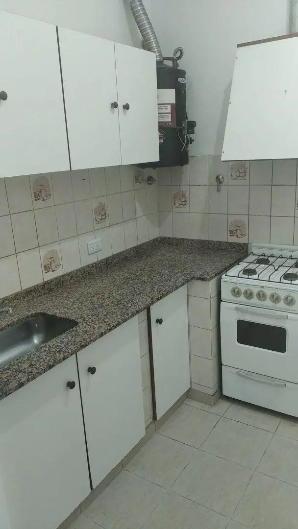 Departamento 2 ambientes. | TEJEDOR CARLOS - (3F) 5171 8