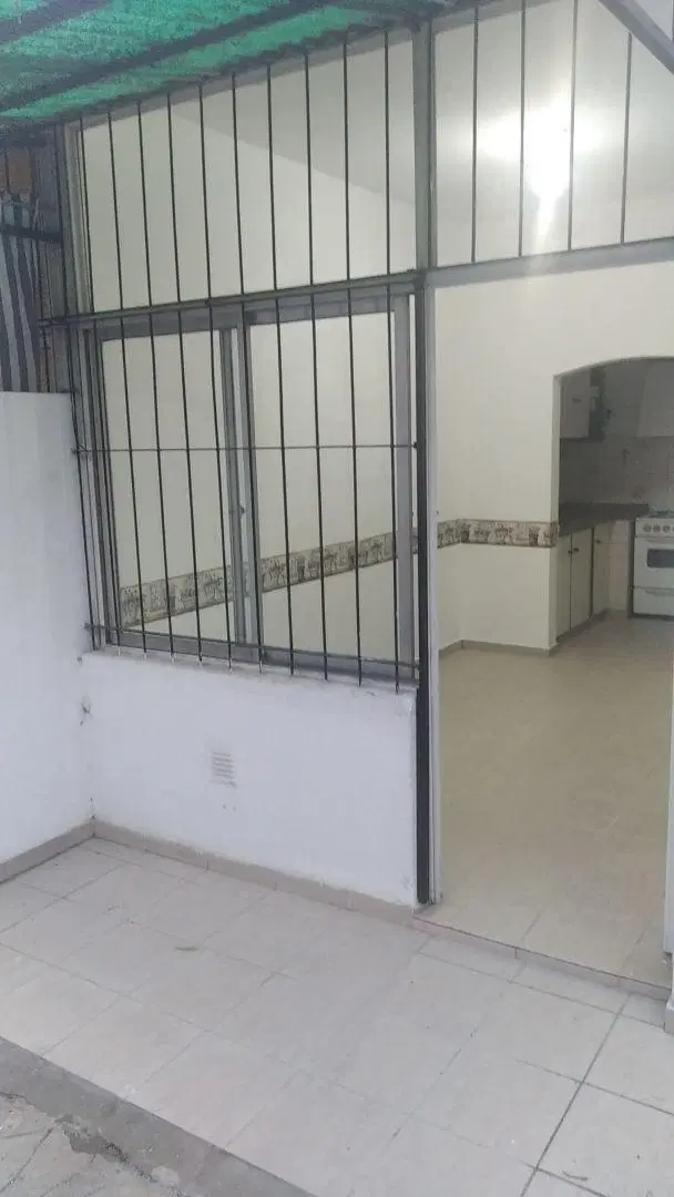 Departamento 2 ambientes. | TEJEDOR CARLOS - (3F) 5171 1