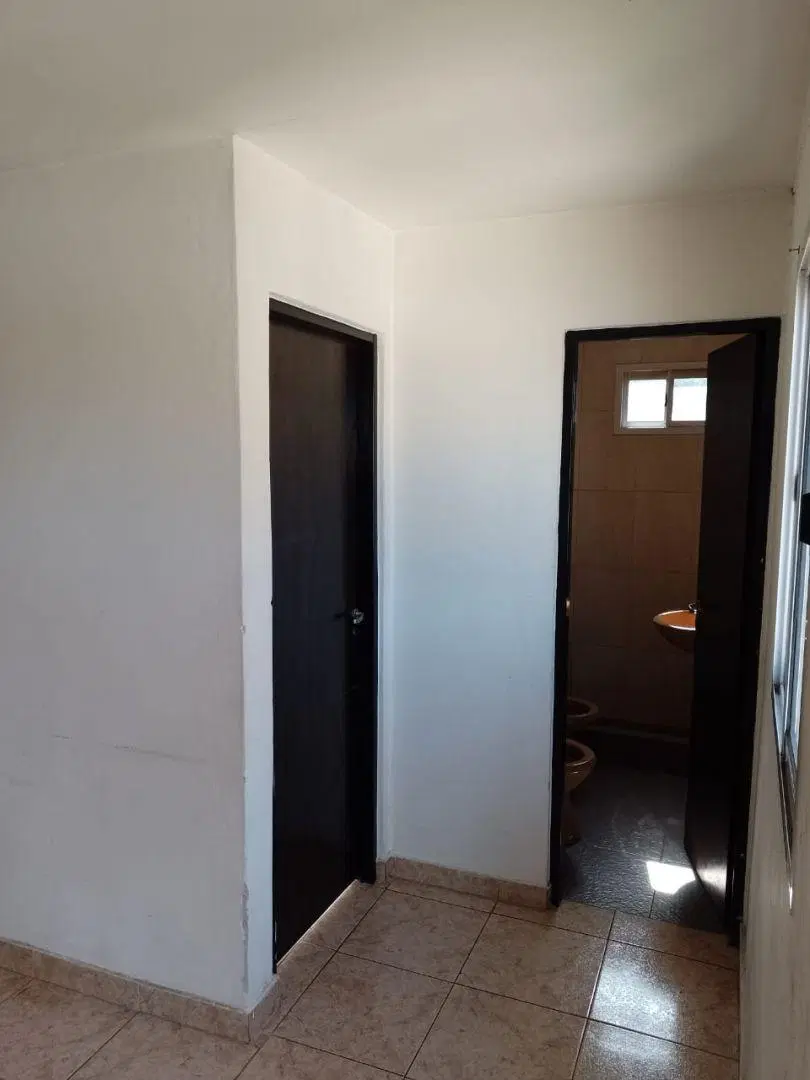 Casa 2 ambientes. | Acosta 1082 5
