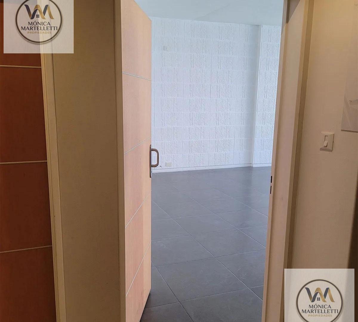 Foto de HERMOSAS OFICINAS DE CATEGORIA EN 1 Y 2 PISO RAMOS MEJIA, imagen 1