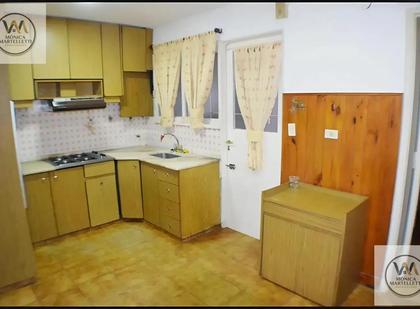 ALQUILER COMERCIAL – GRAN CASONA EN EL CENTRO DE RAMOS MEJÍA 4