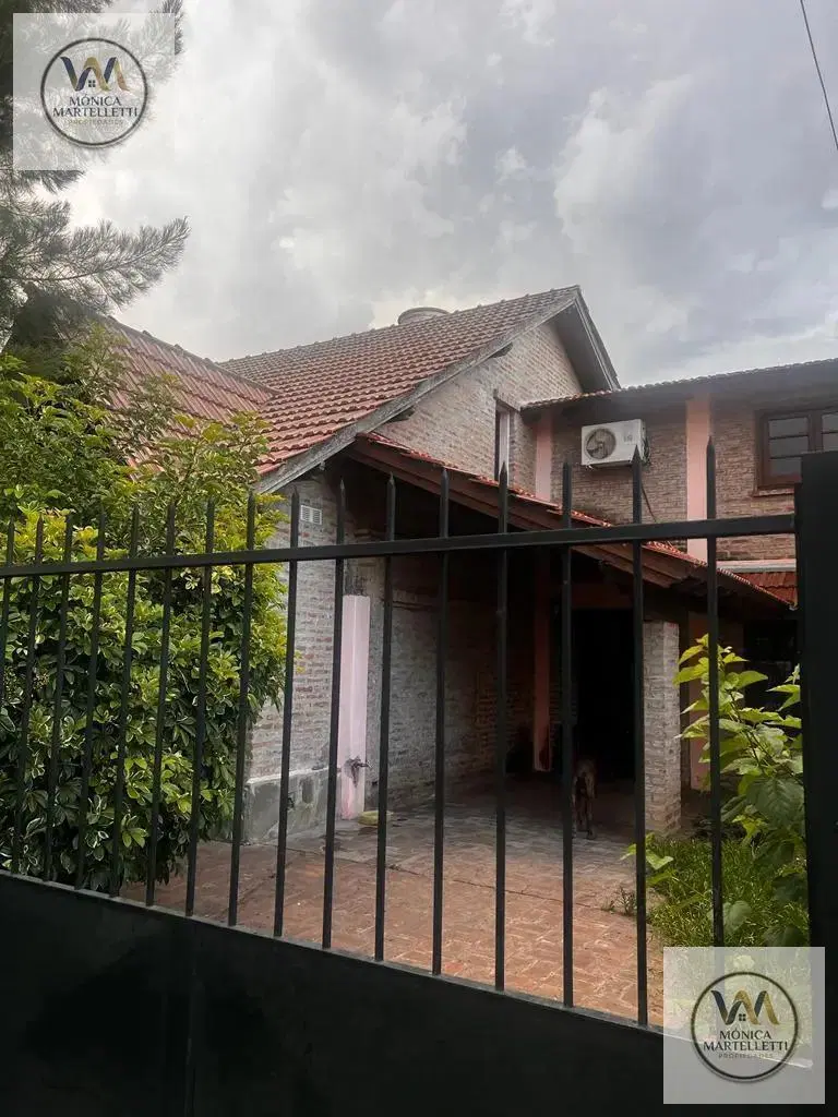 Hermoso chalet de 2 plantas Ituzaingo Norte 4