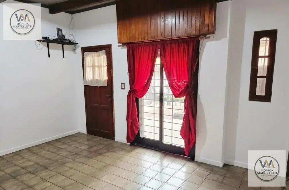 Casa con pileta a exelente valor 8